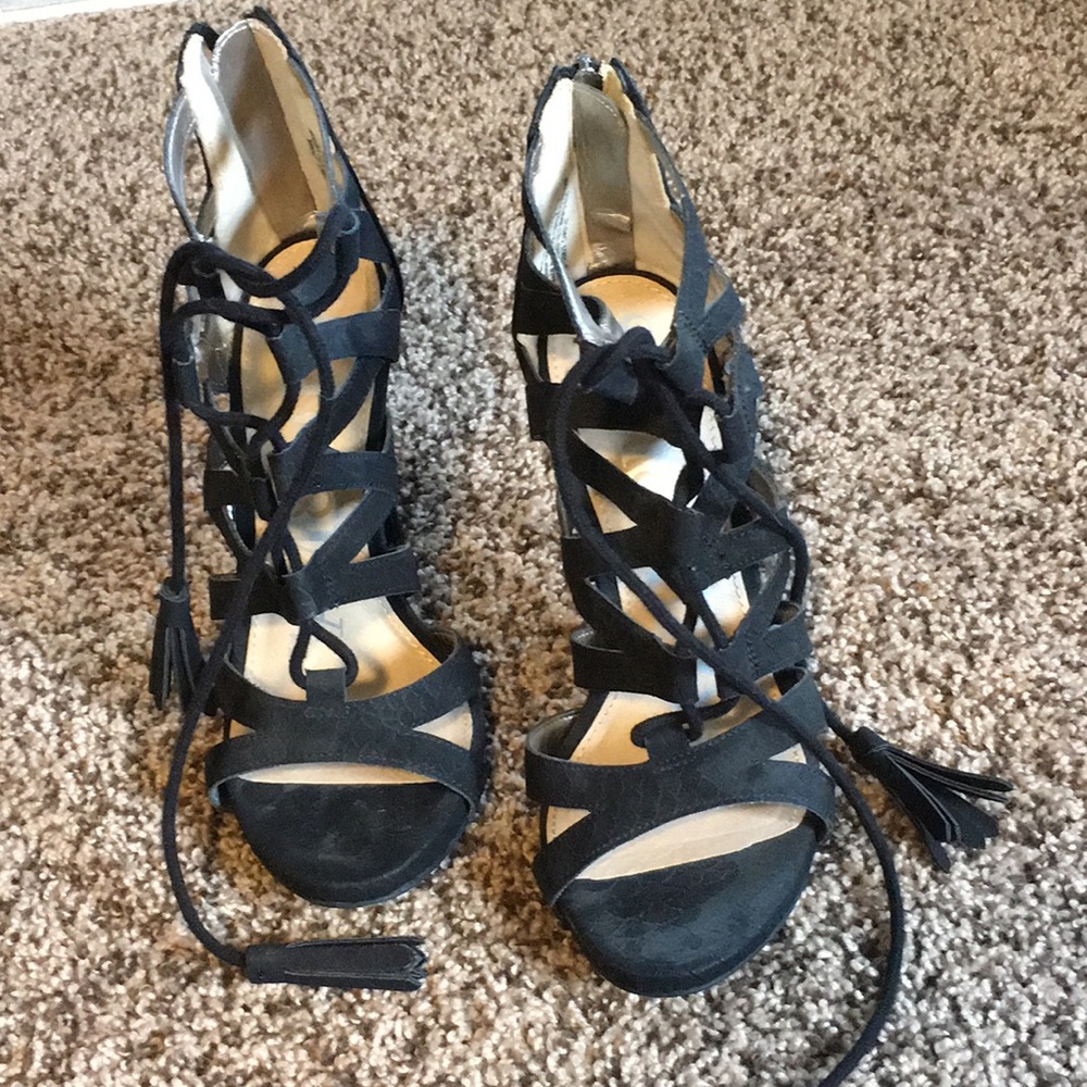 Laced heels